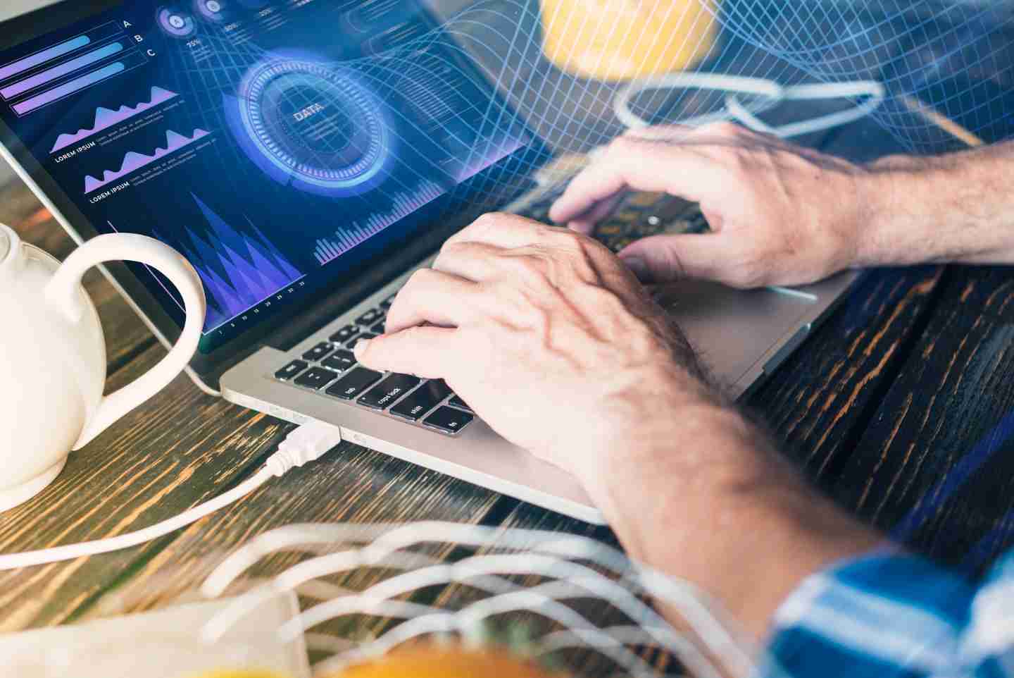 Desarrollo de aplicaciones con tecnología web